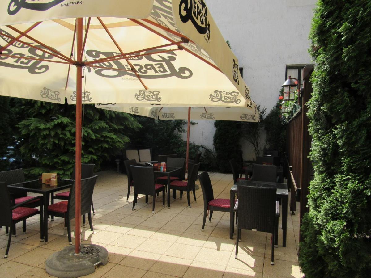 Szent Gellert Hotel Szekesfehervar Exterior photo