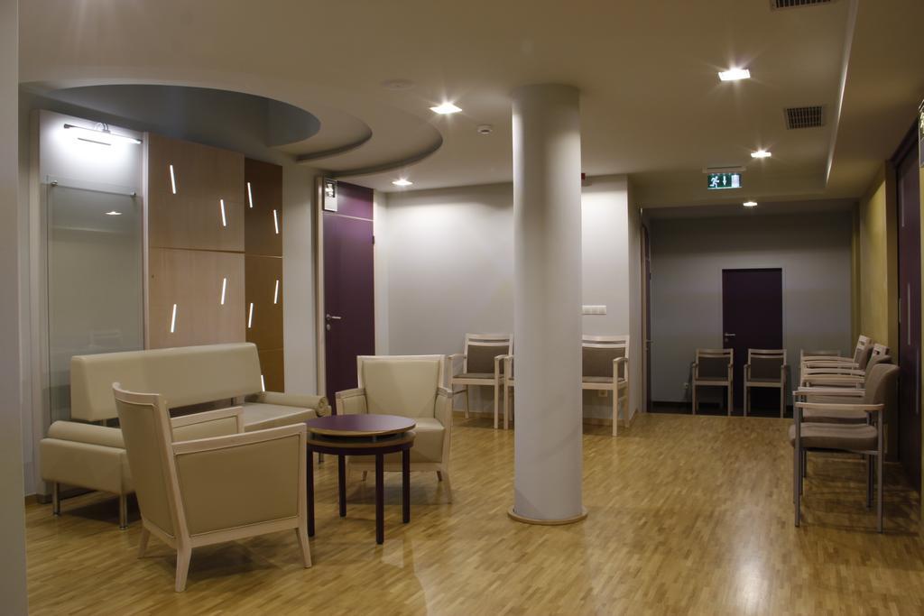 Szent Gellert Hotel Szekesfehervar Exterior photo